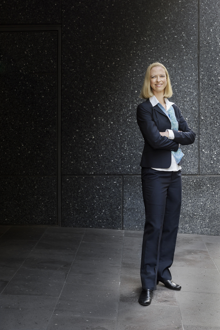 Portraits 16 Dr. Veronica Weisser, Head Retirement & Pension Solutions UBS Group AG